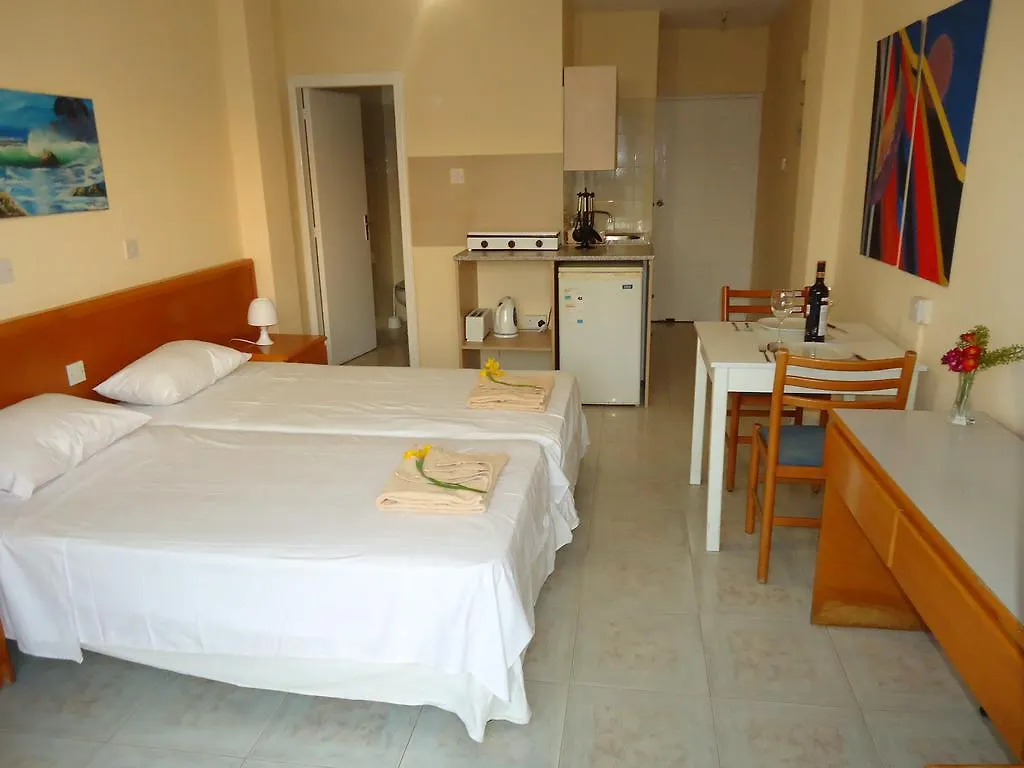Marisa Hotel Apartments Ajia Napa Hotel apartamentowy