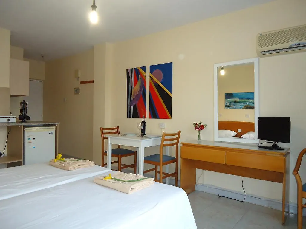 Marisa Hotel Apartments Ajia Napa 2*,  Cypr