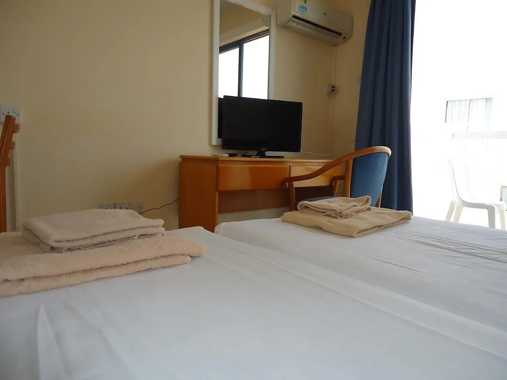 Marisa Hotel Apartments Ajia Napa 2*,  Cypr