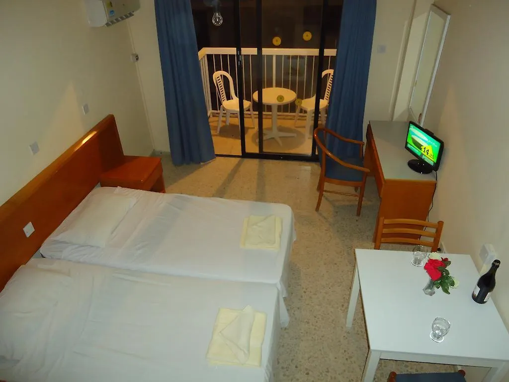 ** Hotel apartamentowy Marisa Hotel Apartments Ajia Napa Cypr
