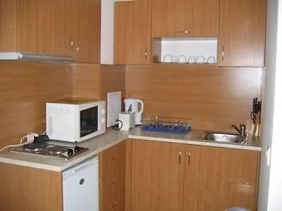 Marisa Hotel Apartments Ajia Napa 2*,