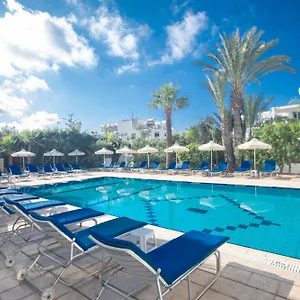 3* Aparthotel Pavlinia &